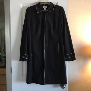 Long black fall/spring jacket